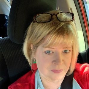 Meet your Posher, Kimberly